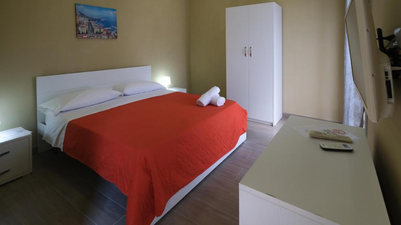Bed and Breakfast Royal Dante Neapel Exterior foto