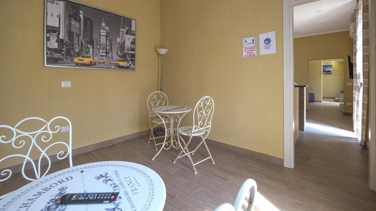 Bed and Breakfast Royal Dante Neapel Exterior foto